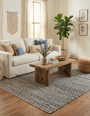 7' 1 x 10' Hand Woven Chindi Jute Rug
