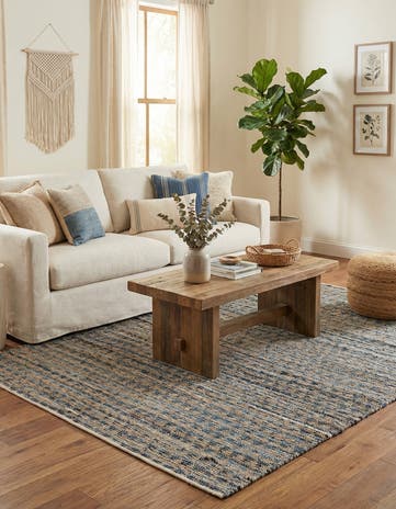 7' 1 x 10' Hand Woven Chindi Jute Rug