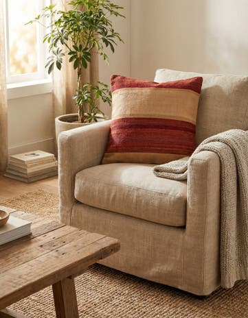 2' 4 x 2' 5 Hand Woven Pillow Wool Square Rug