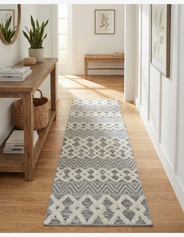 2' 3 x 8' Sabrina Soto Casa Valencia Runner Rug