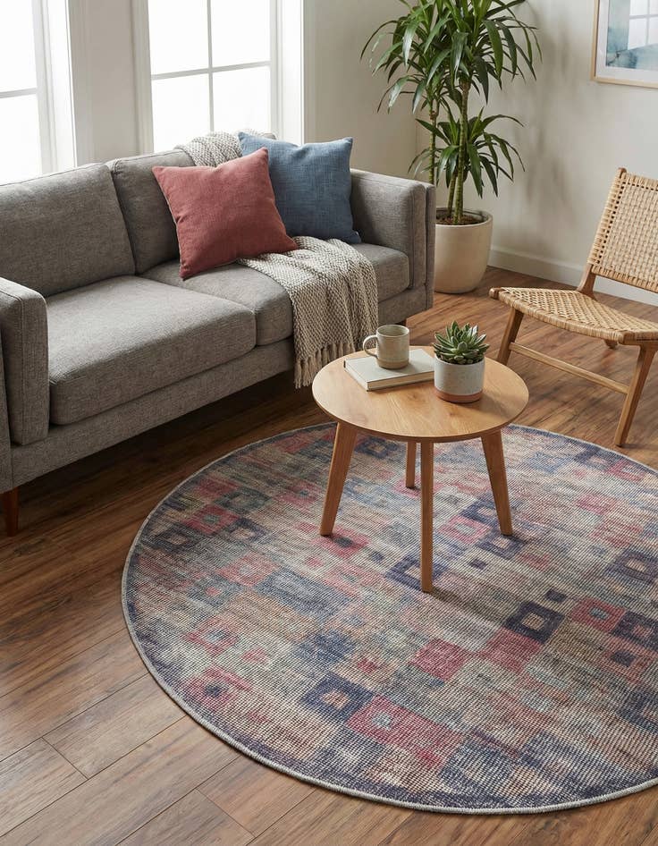 Detail image of  4' x 4'  Washable Sisu Round Rug