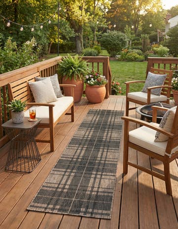 2' x 8' Easy-Clean Checkered Indoor / Outdoor Runner Rug