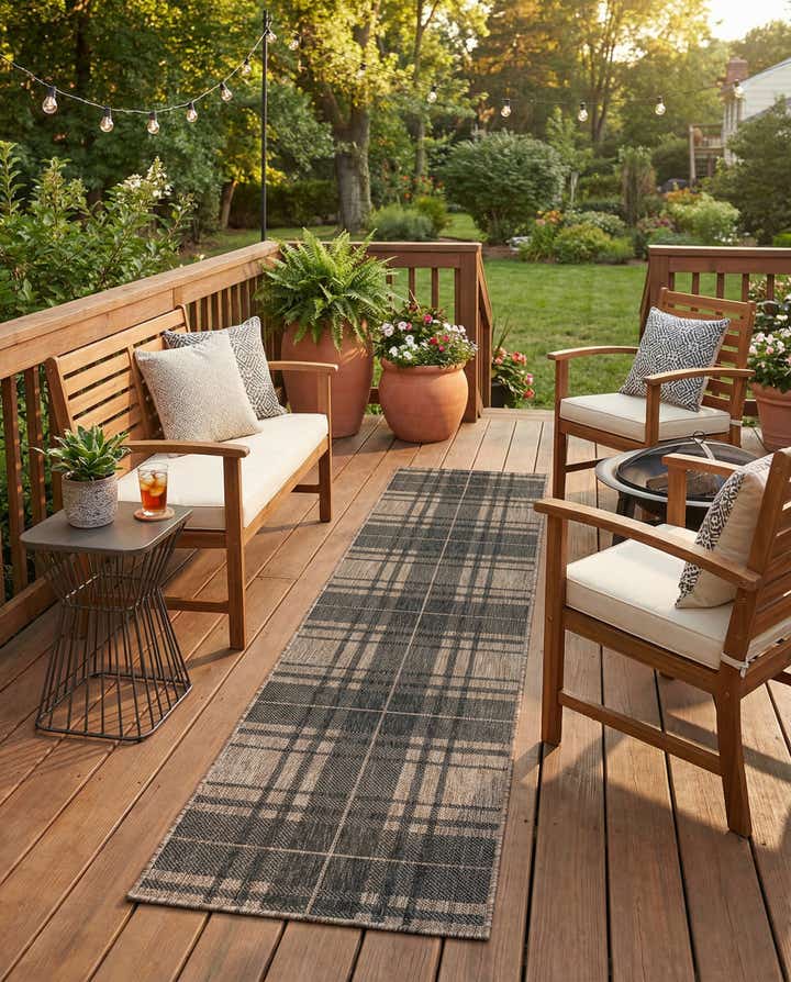 2' x 8' Easy-Clean Checkered Indoor / Outdoor Runner Rug