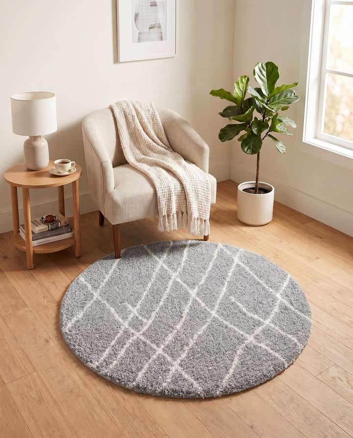 3' 3 x 3' 3 Soft Touch Shag Round Rug