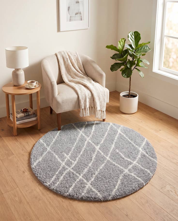 Detail image of 3' 3 x 3' 3 Soft Touch Shag Round Rug
