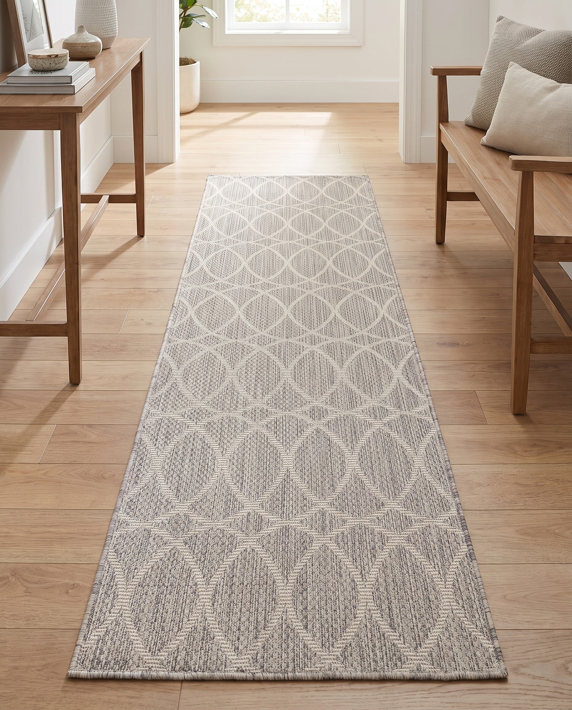 2' x 8' Easy-Clean Trellis Indoor / Outdoor Runner Rug