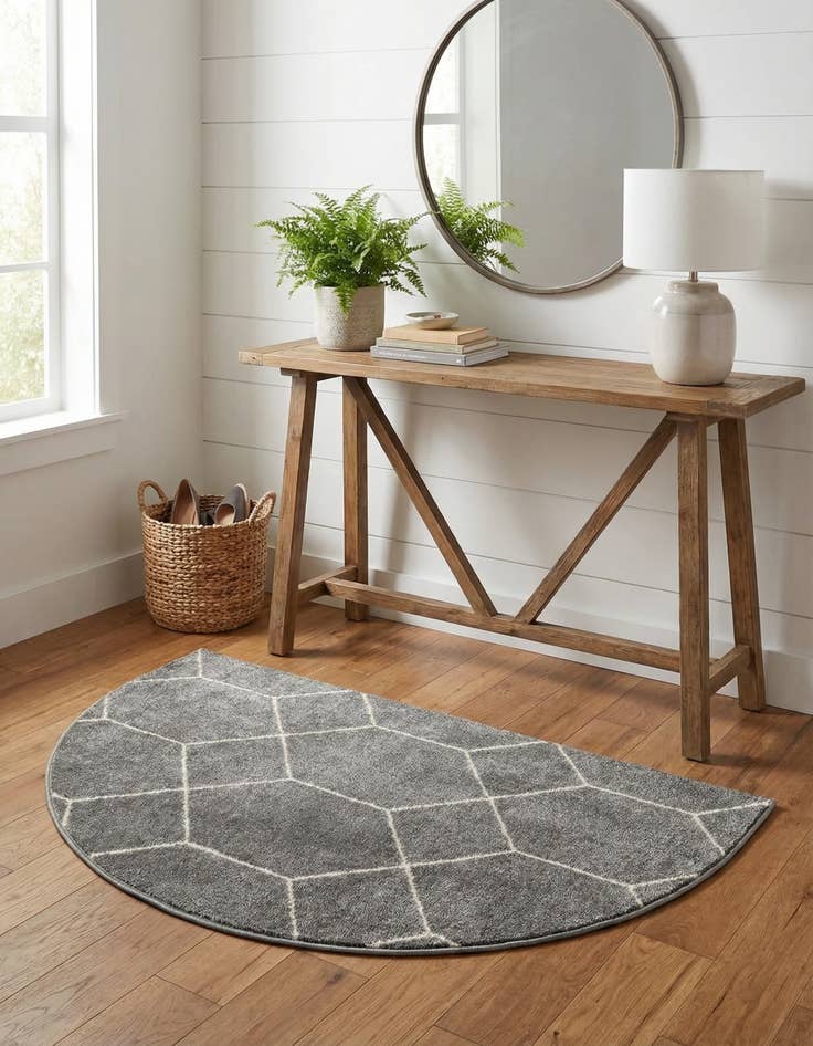 Detail image of 3' x 6' Trellis Frieze Hearth Rug