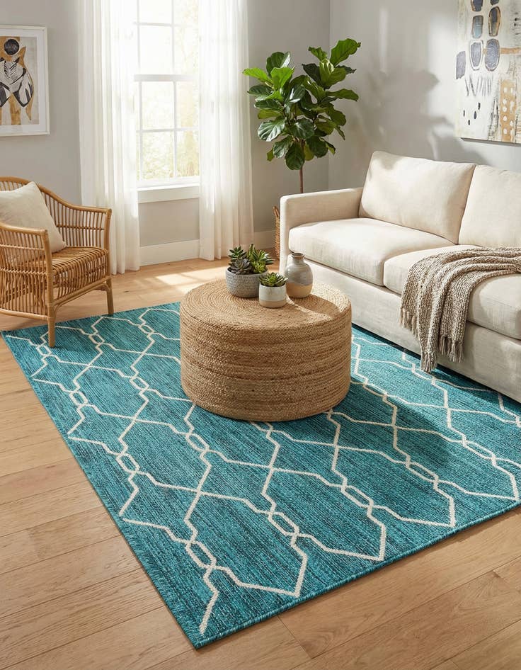 Detail image of 4' x 6'  Washable Trellis Indoor / Outdoor Rug