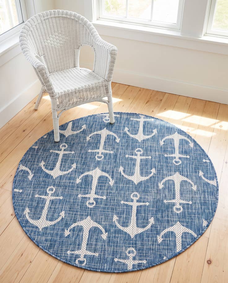 Detail image of 4' x 4' Easy-Clean Coastal Indoor / Outdoor Round Rug