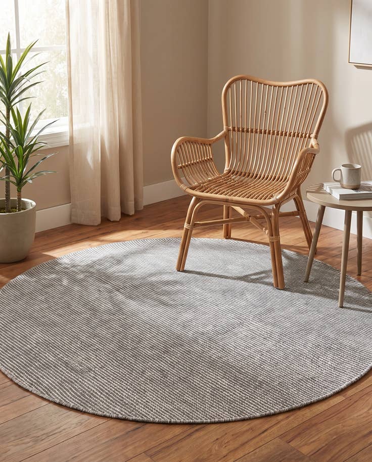 Detail image of 5' 1 x 5' 1 Easy-Clean Jill Zarin Palm Springs Indoor / Outdoor Round Rug