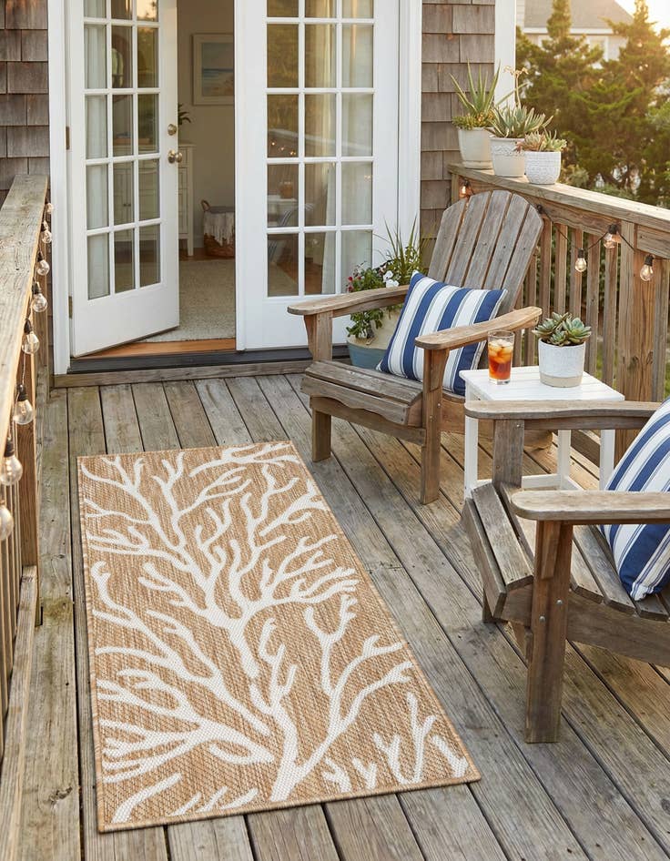 Detail image of 2' x 4'  Washable Coastal Indoor / Outdoor Runner Rug