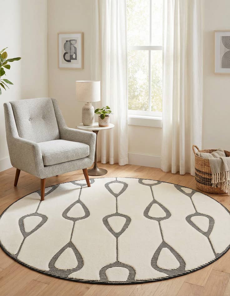 Detail image of 6' x 6' Prismatic Round Rug