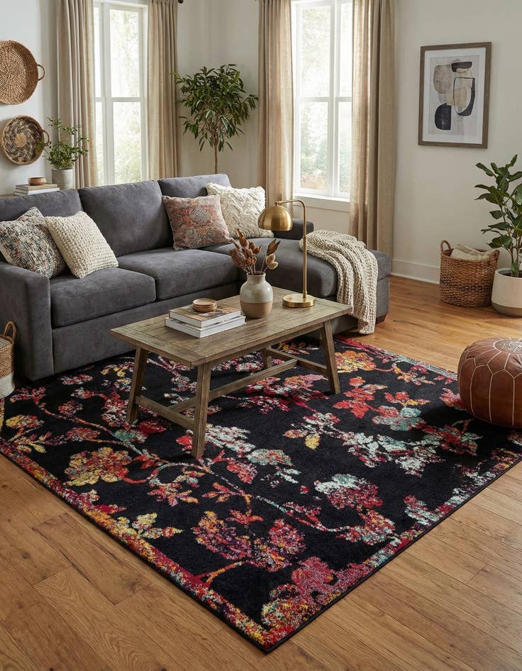 Detail image of 7' 10 x 7' 10 Carrington Square Rug