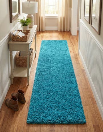 2' 7 x 10' Solid Shag Runner Rug