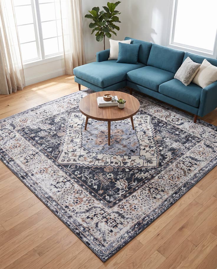 Detail image of 7' 10 x 7' 10 Washable Yara Square Rug