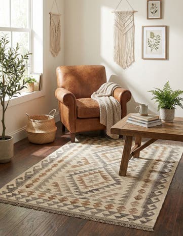 3' 5 x 5' 1 Hand Woven Kilim Maymana Wool Rug
