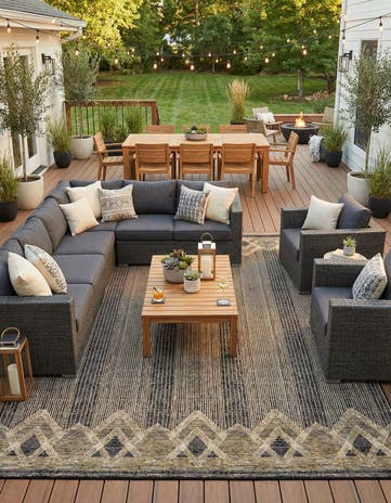10' x 14' Easy-Clean Modern Indoor / Outdoor Rug