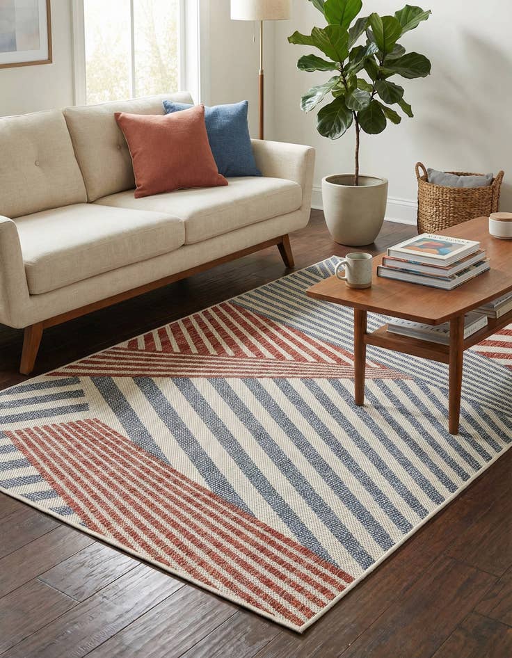 Detail image of 4' x 6' Easy-Clean Jill Zarin Indoor / Outdoor Rug
