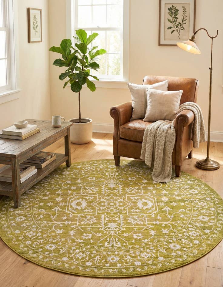 Detail image of 8' x 8' New Vintage Round Rug