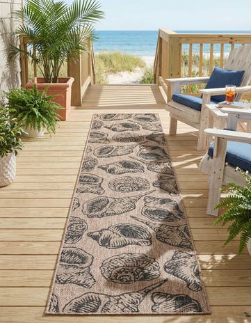 2' 7 x 12' Easy-Clean Coastal Indoor / Outdoor Runner Rug