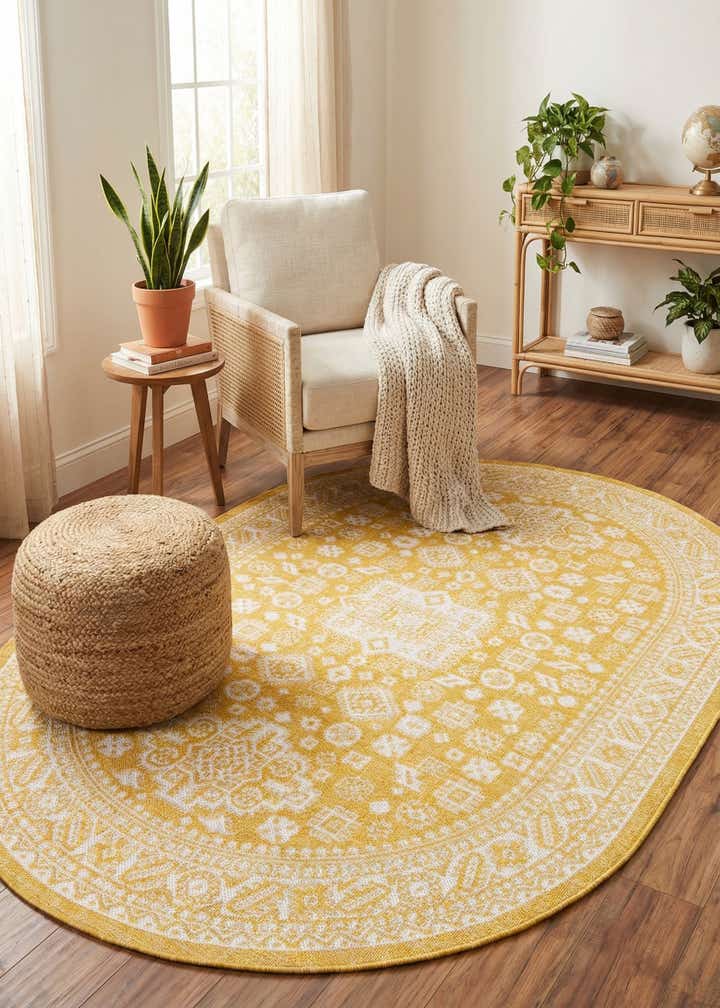 5' 3 x 8' Easy-Clean Aztec Indoor / Outdoor Oval Rug