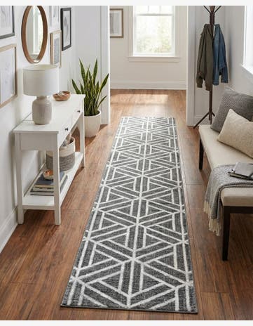 2' 7 x 13' Lattice Trellis Runner Rug