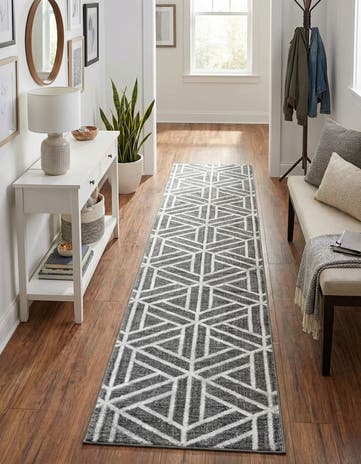 2' 7 x 13' Lattice Trellis Runner Rug