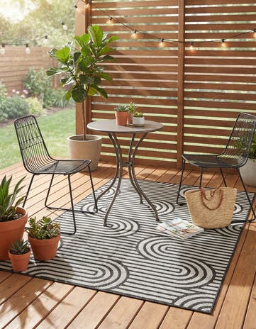 4' x 6' Easy-Clean Modern Indoor / Outdoor Rug