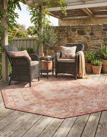 Rust Red Easy-Clean Traditional Indoor / Outdoor Octagon Rug