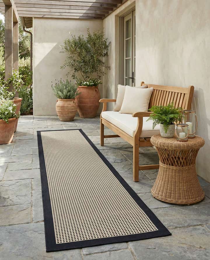 2' 7 x 12' Easy-Clean Border Indoor / Outdoor Runner Rug