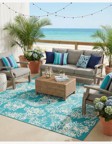 Teal Easy-Clean Coastal Indoor / Outdoor Square Rug