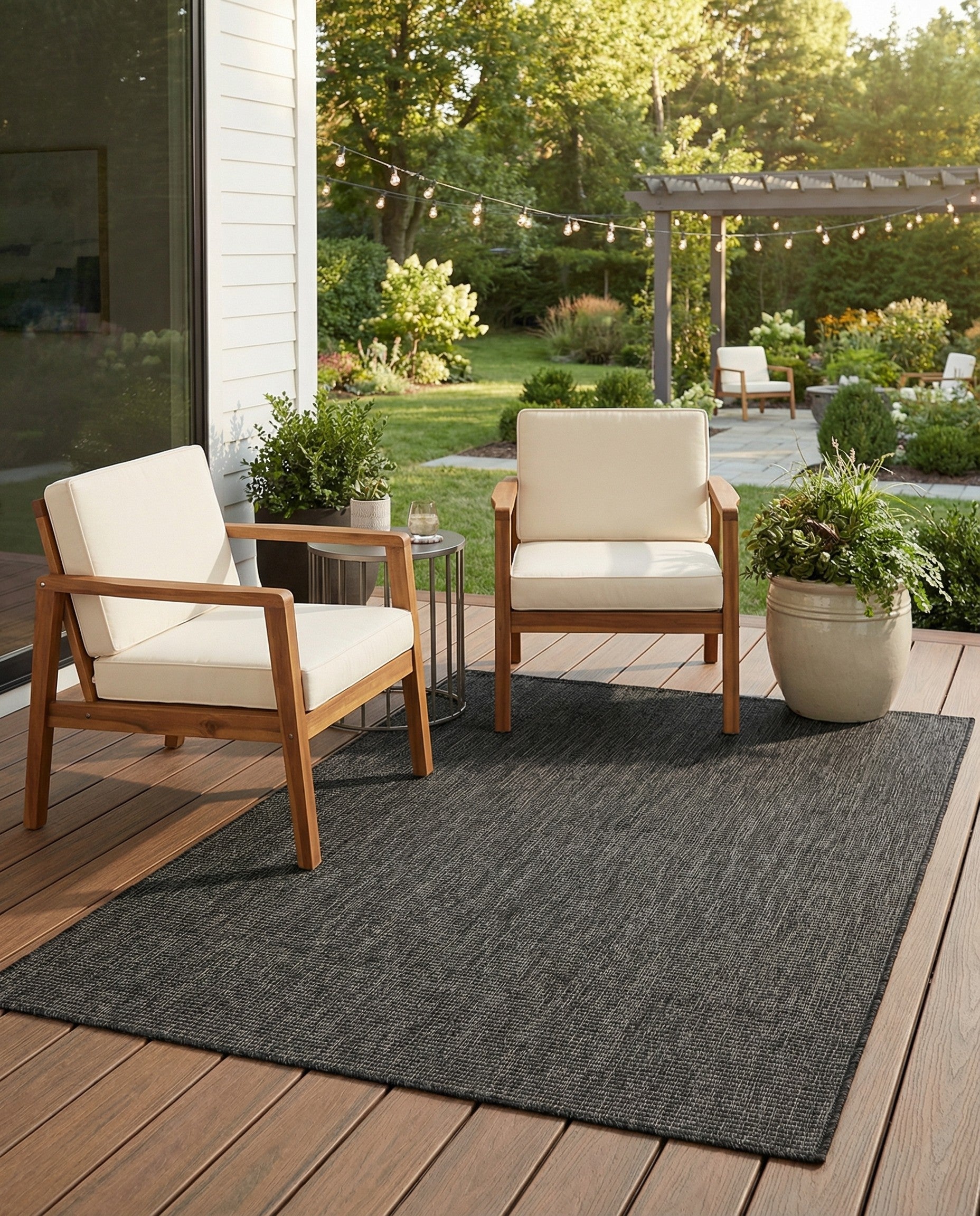 Black 115cm x 193cm Washable Solid Indoor / Outdoor Rug | iRugs CH