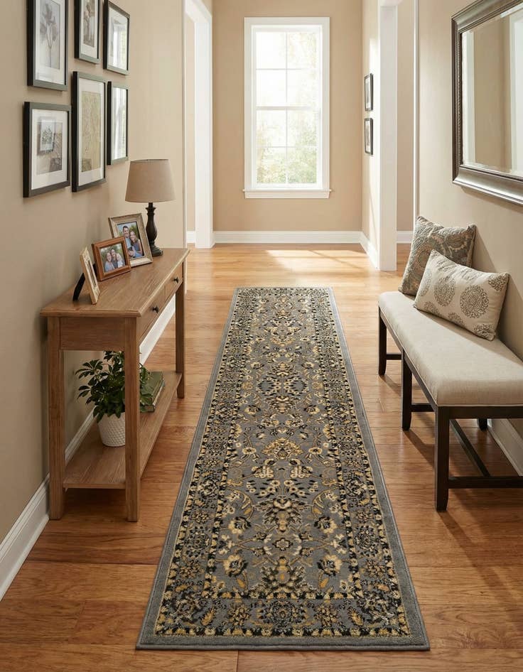 Detail image of  2' 7 x 10' Yasmin Runner Rug