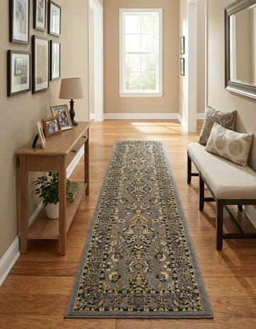 2' 7 x 10' Yasmin Runner Rug
