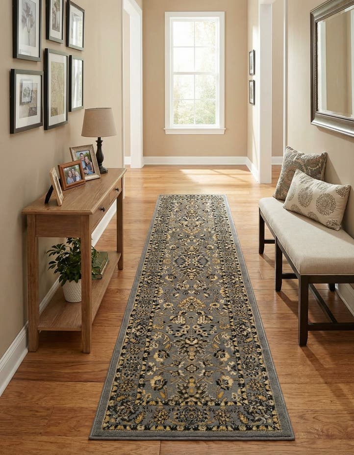 2' 7 x 10' Yasmin Runner Rug