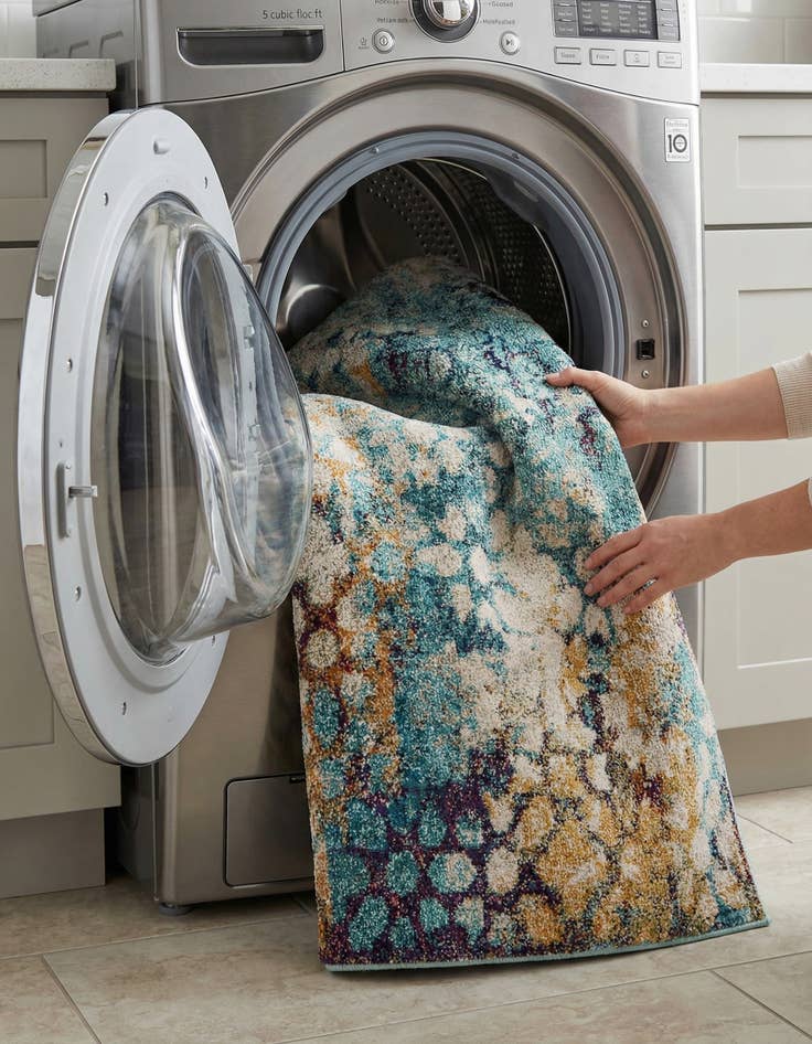 Detail image of  5' x 8'  Washable Carnevale Rug