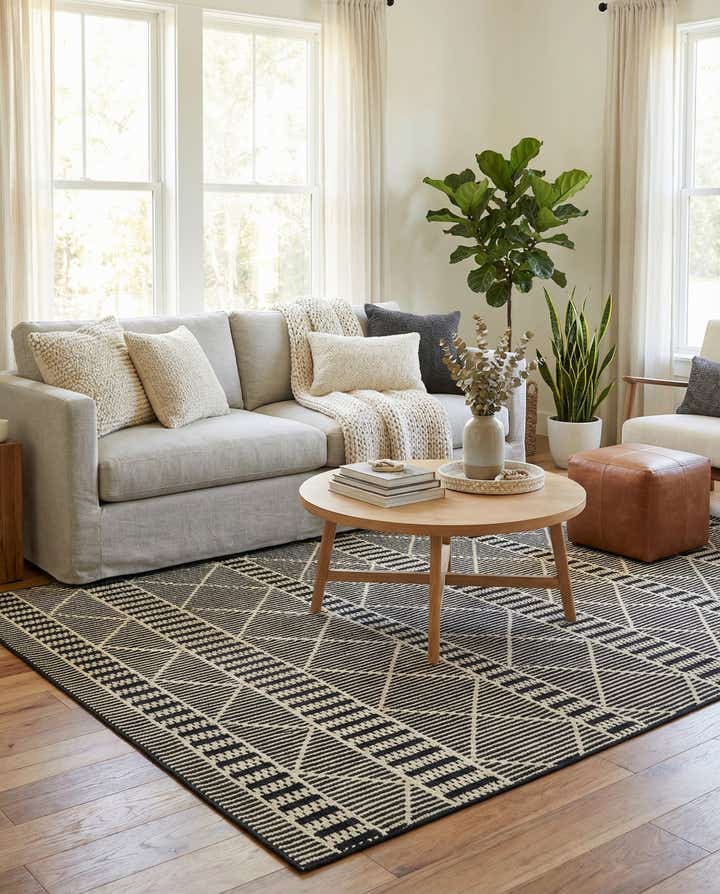 6' x 9' Easy-Clean Trellis Indoor / Outdoor Rug