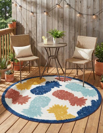 5' 3 x 5' 3 Easy-Clean Belize Indoor / Outdoor Round Rug