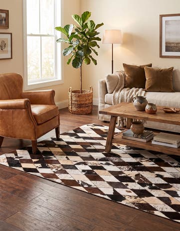 4' 1 x 5' 10 Cowhide Stocks Rug