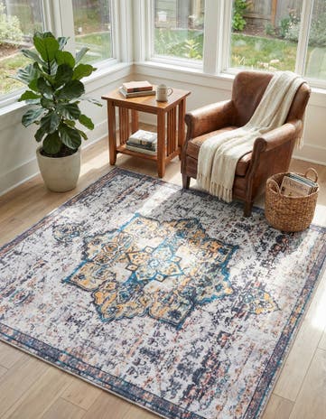 Sea Salt White Washable Francesca Square Rug
