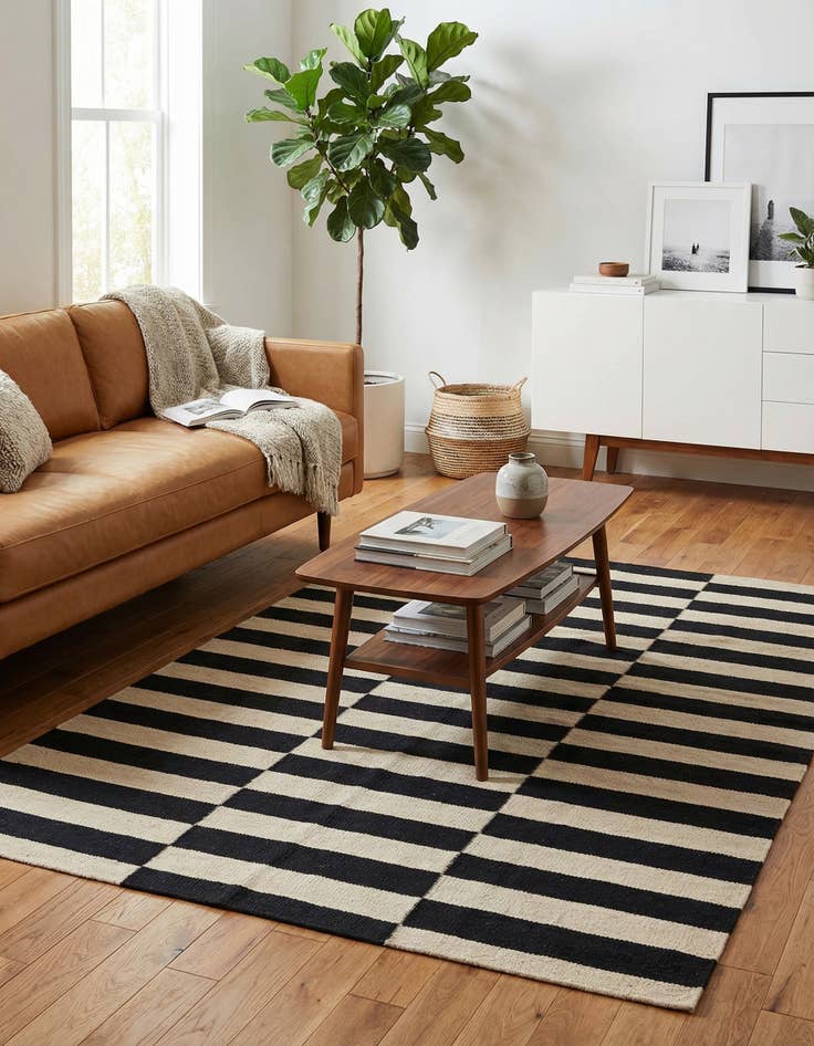 Detail image of 3' 6 x 4' 9  Hand Woven Kilim Modern Wool Rug