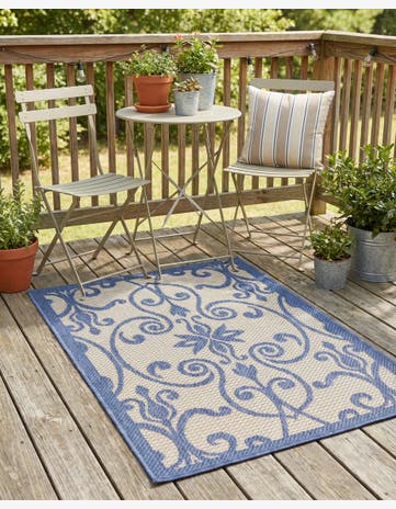 Blue Easy-Clean Botanical Indoor / Outdoor Rug