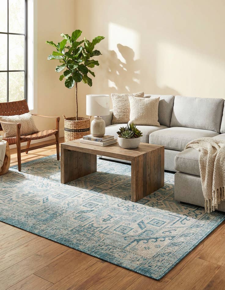 Detail image of  7' x 10'  Washable Aztec Indoor / Outdoor Rug