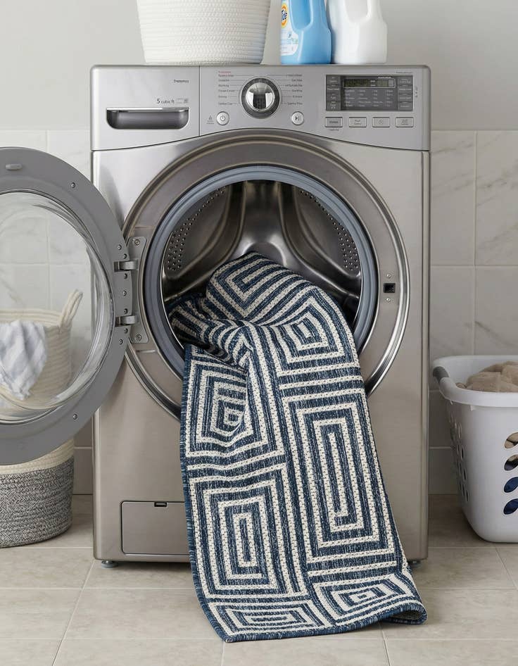 Detail image of  2' x 5' 3  Washable Modern Indoor / Outdoor Runner Rug