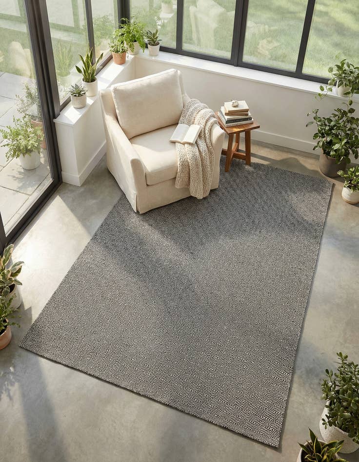 Detail image of 7' 10 x 10'  Hand Woven Geo Trellis Flatweave Rug