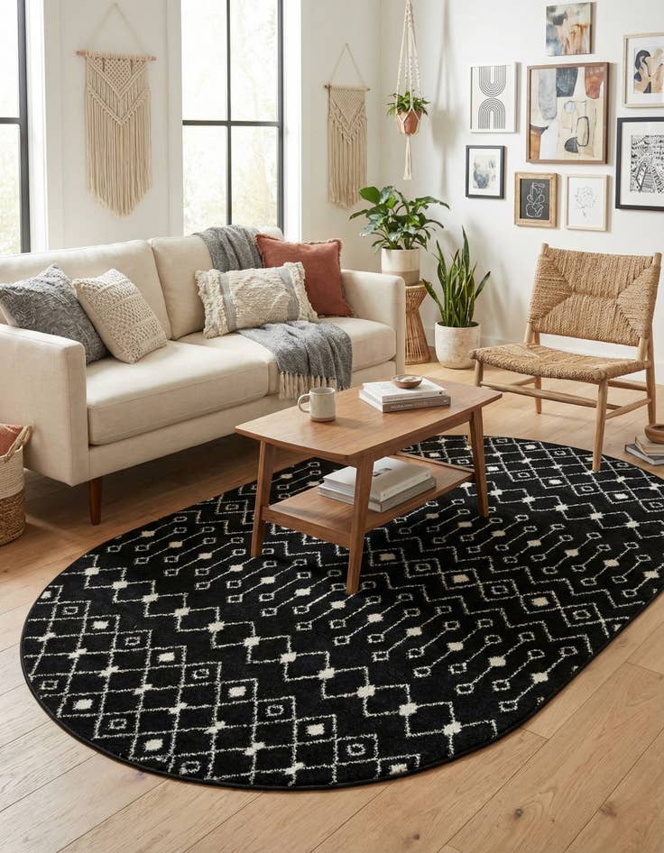 Detail image of 5' 3 x 8' Moroccan Trellis Oval Rug