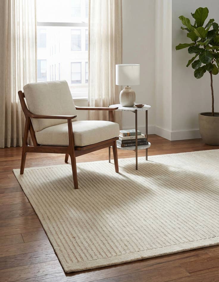 Detail image of 2' 8 x 4' 7  Hand Knotted Darya Wool Rug