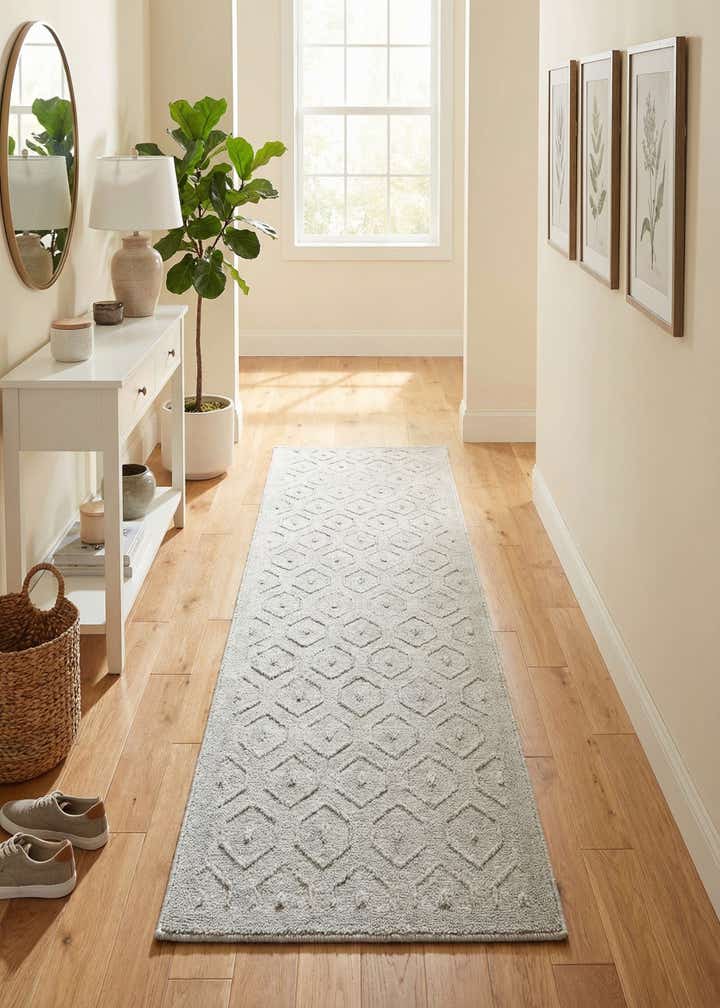 2' x 8' Easy-Clean Trellis Textured Indoor / Outdoor Runner Rug