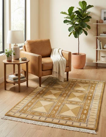 3' x 4' 11 Hand Knotted Darya Wool Rug