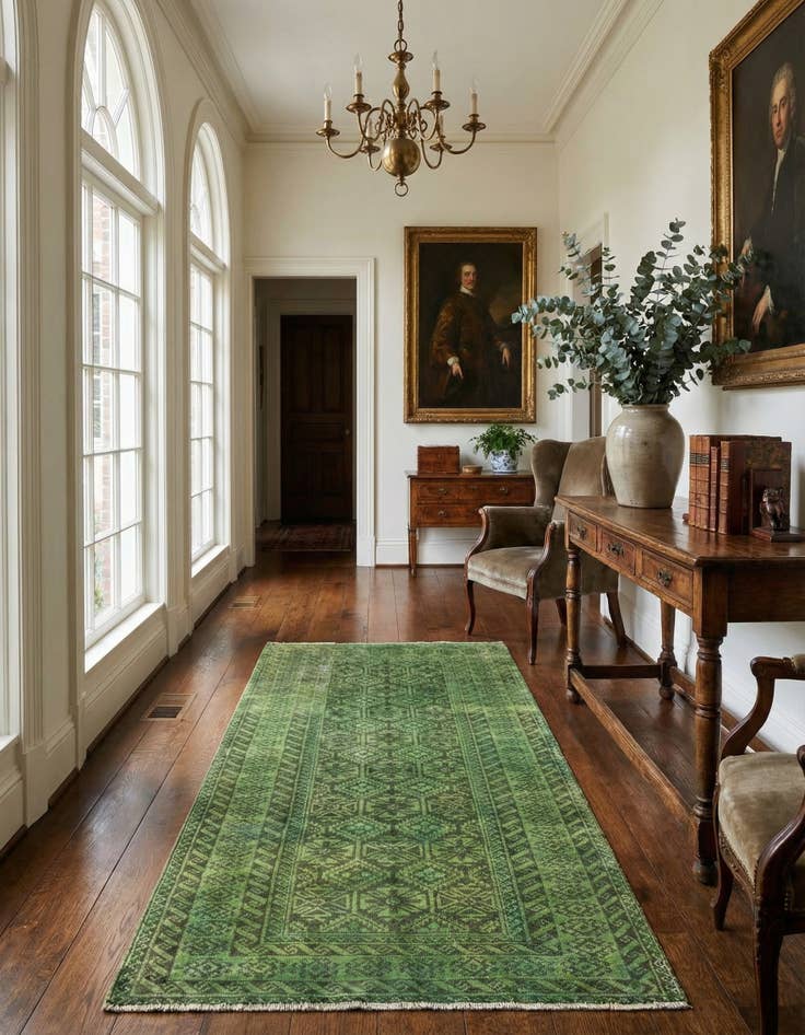 Detail image of 3' 9 x 7' 8 Vintage Royal Runner Rug